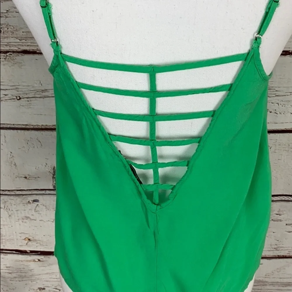 Chloe K Green Spaghetti Strap Crop Tank - Picture 4 of 9